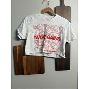 Bulk Gear Fitness Supply Co. White Make Gains Crew Neck Graphic Crop Tee Small